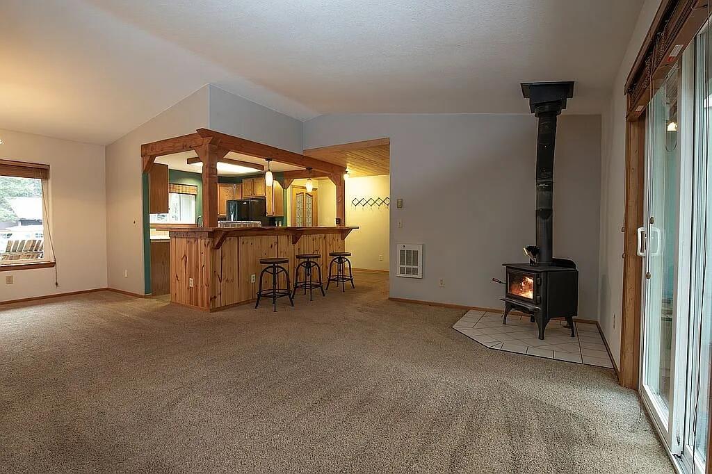1953 Southwest Forest Ridge Avenue Bend, OR 97702 - Photo 11 of 29 11