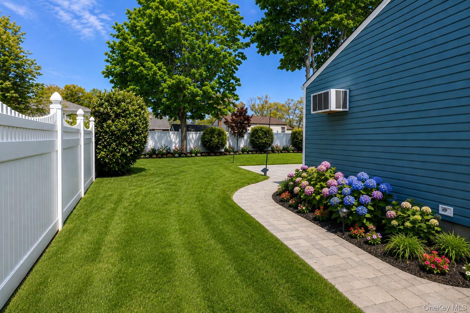 317 O'Connor Road North Babylon, NY 11703 - Photo 4 of 21