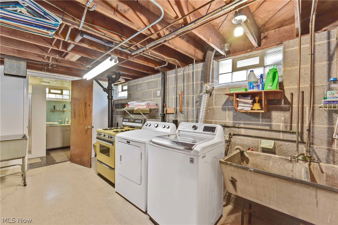 4697 Grayton Road Cleveland, OH 44135 - Photo 28 of 35 Gallery Image 28