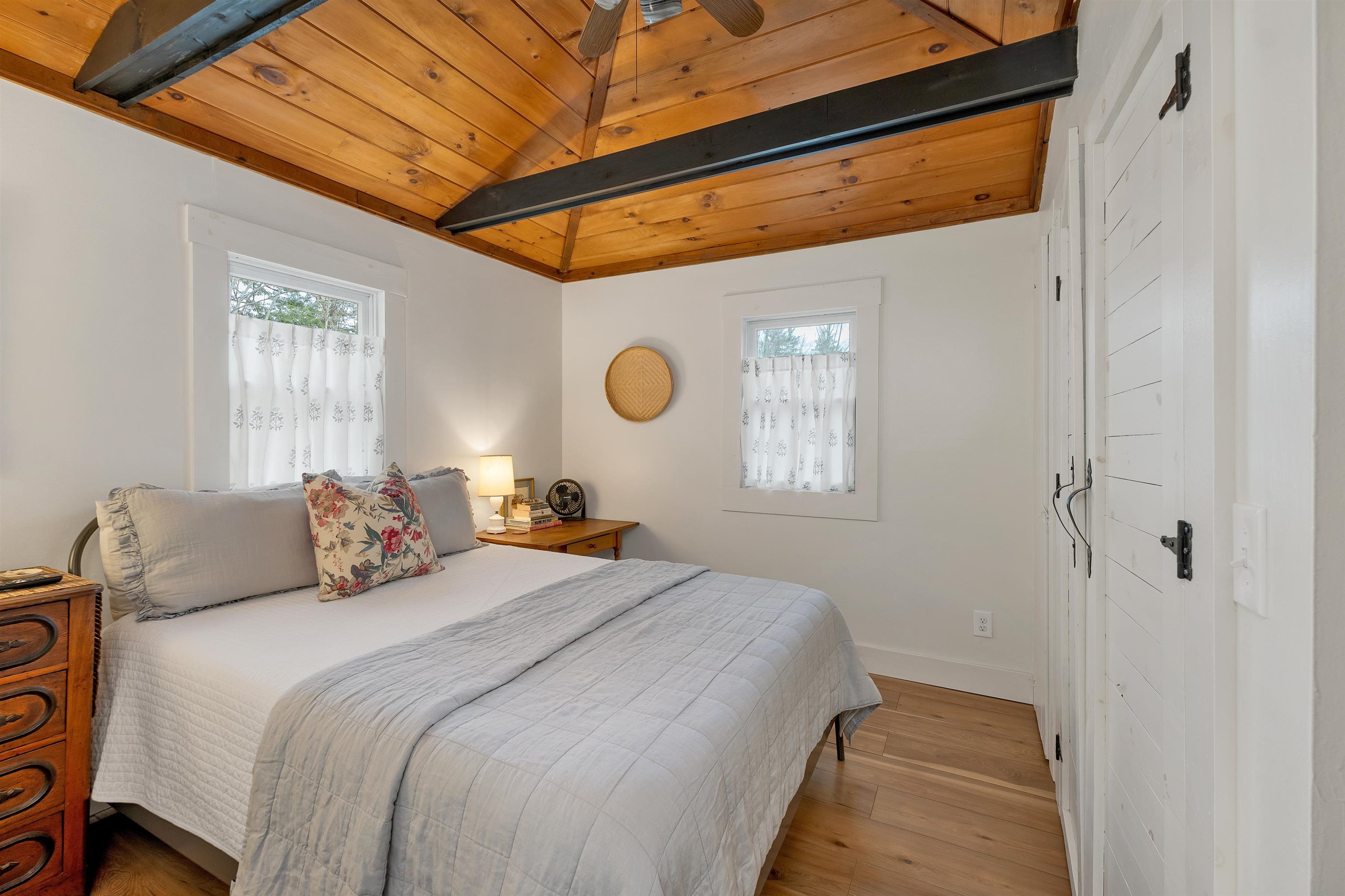 78 Beach Pond Road Wolfeboro, NH 03894 - Photo 14 of 28