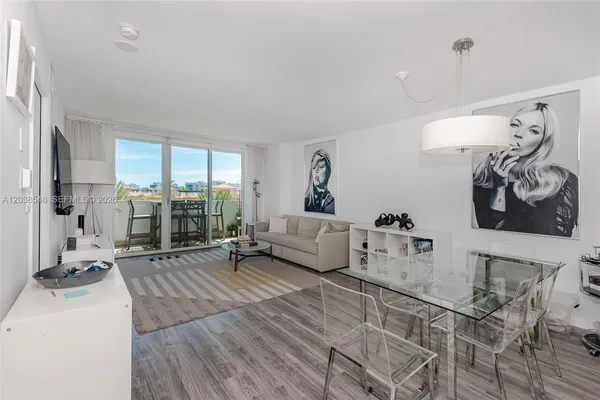 $3,900 | 90 Alton Road, Unit 607, Miami Beach, FL 33139