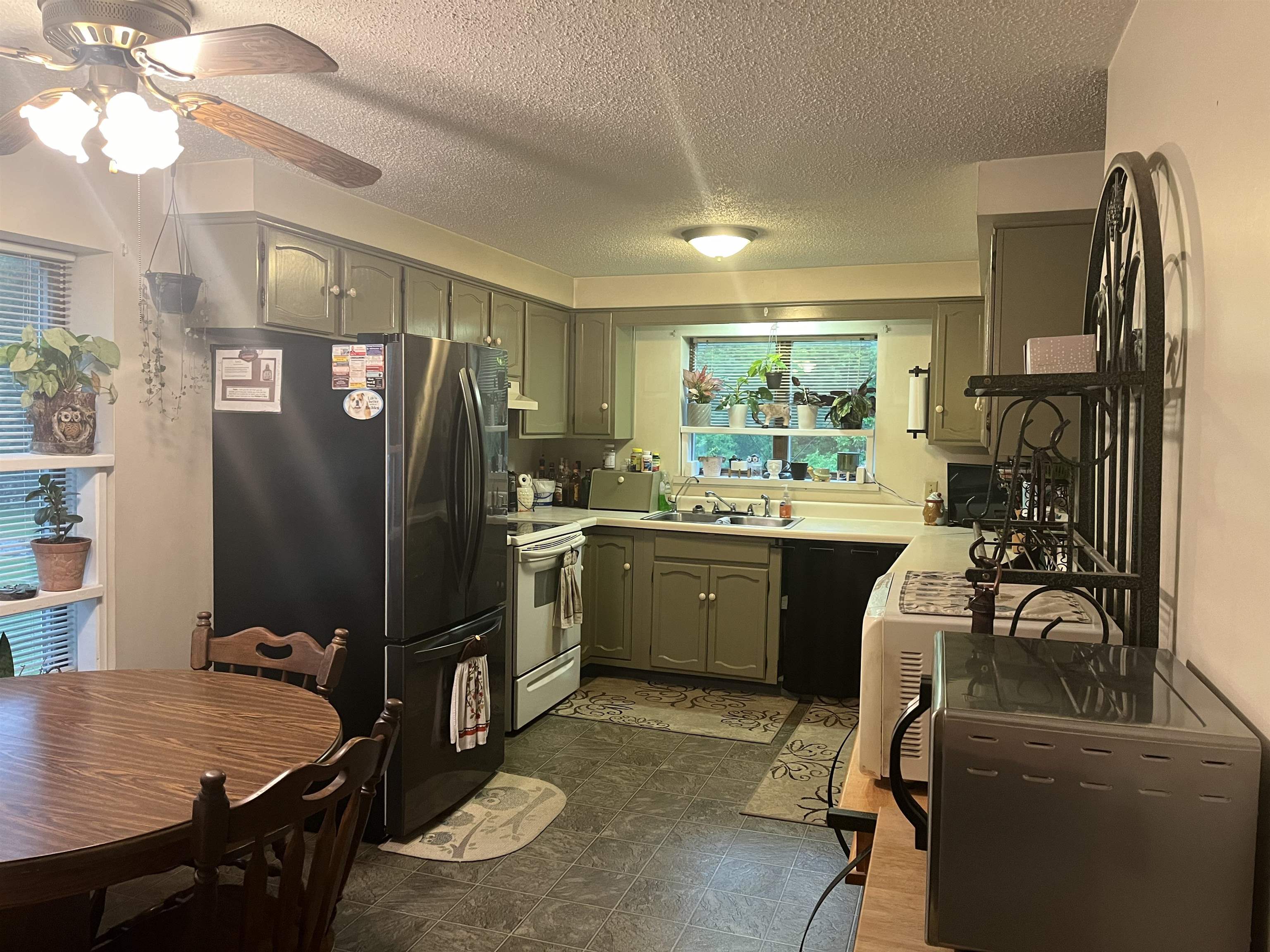 13502 Fowler Road Chesaning, MI 48616 - Photo 3 of 28 50143225-5833cff7-e5f7-4983-8ebc-e037faa68f4c.JPG