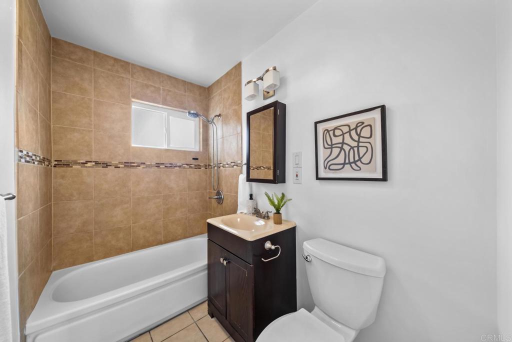 9751 Vomac Road Santee, CA 92071 - Photo 20 of 45