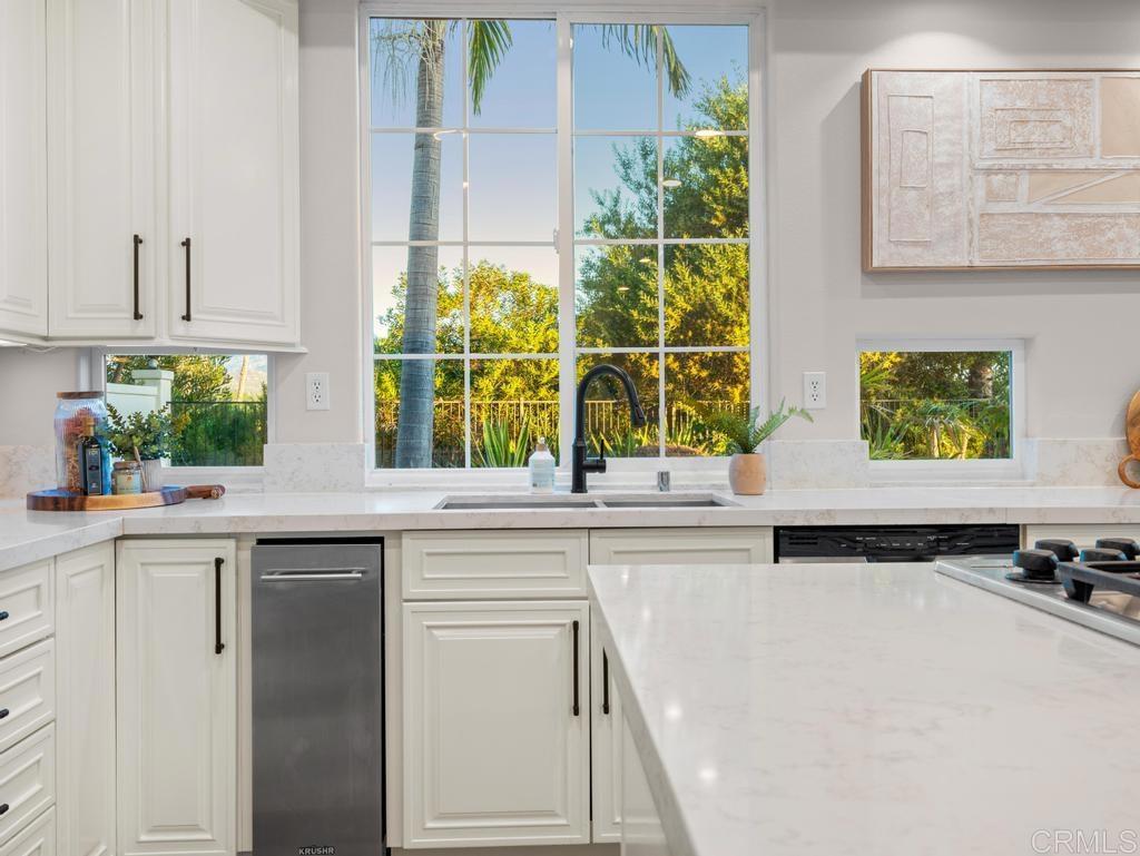 13625 Antelope Poway, CA 92064 - Photo 15 of 68