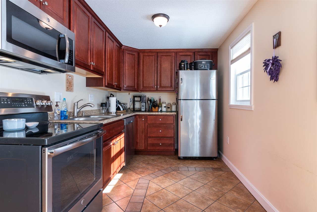 655 Deering Center Road Weare, NH 03281 - Photo 11 of 36