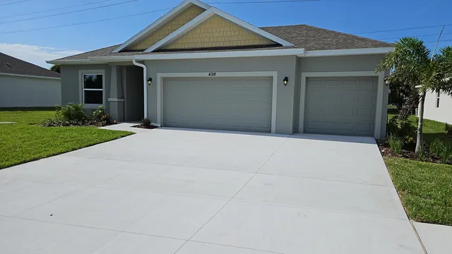 $369,990 | 4316 Kelsey Lane, Micco, FL 32976