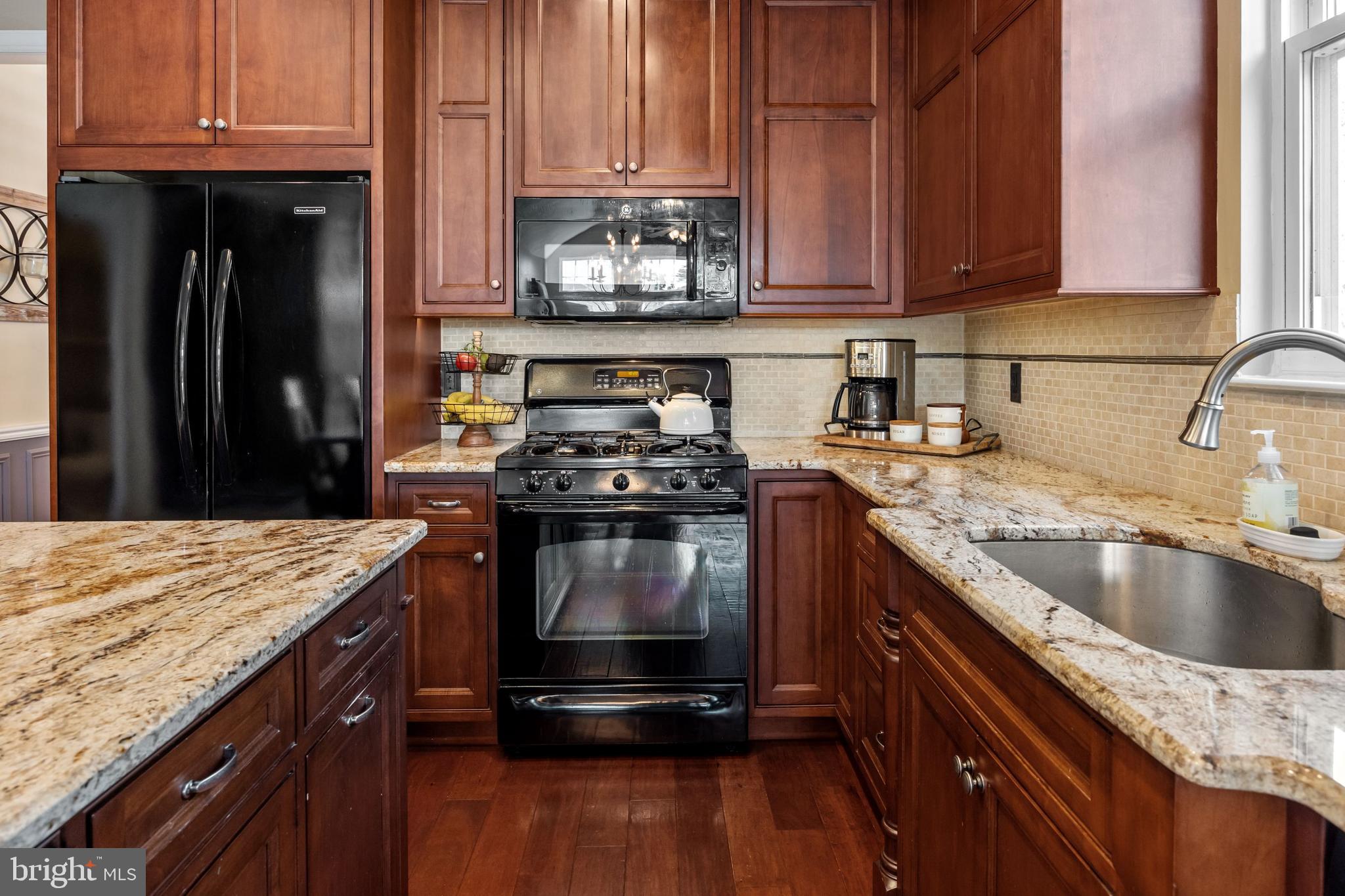 58 Hill Road Warminster, PA 18974 - Photo 12 of 53 Gallery Image 12