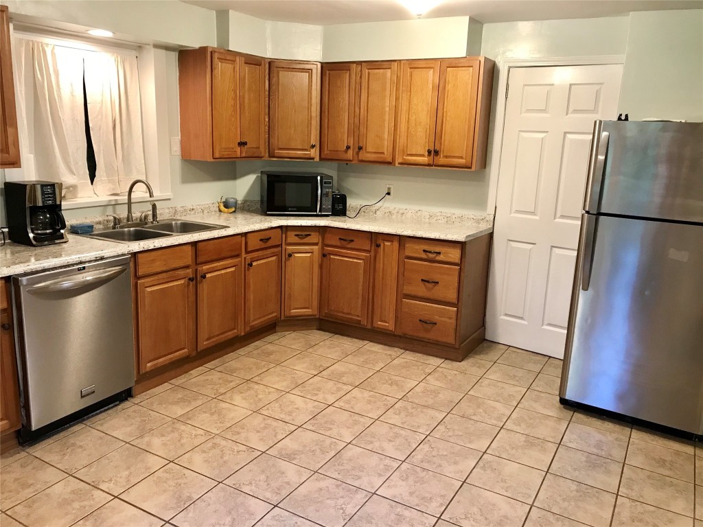 144 Kimble Road Vestal, NY 13850 - Photo 8 of 22 Gallery Image 8