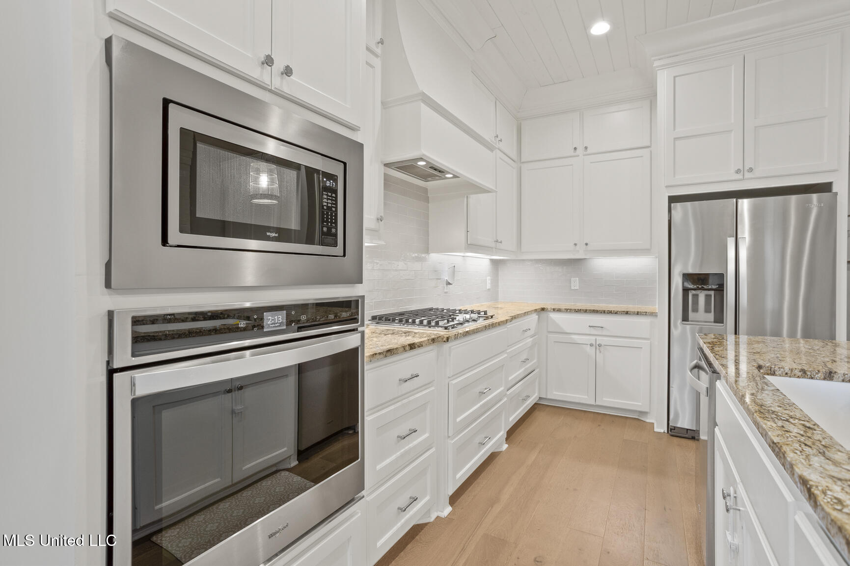 326 Wellstone Place Madison, MS 39110 - Photo 13 of 30 326 Wellstone Pl-16