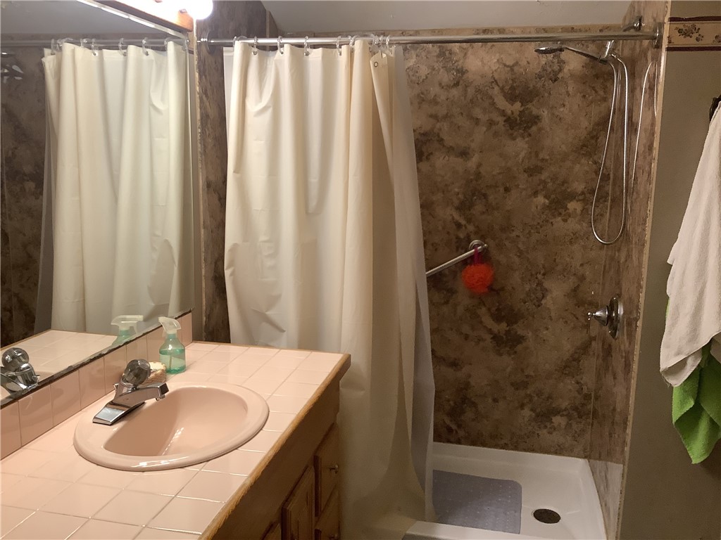 52 Mendon Road North Smithfield, RI 02896 - Photo 28 of 33
