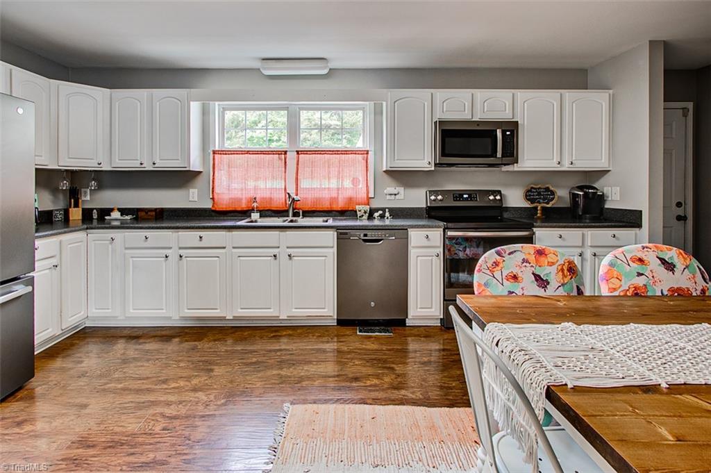 5055 Jordan Valley Road Trinity, NC 27370 - Photo 12 of 29