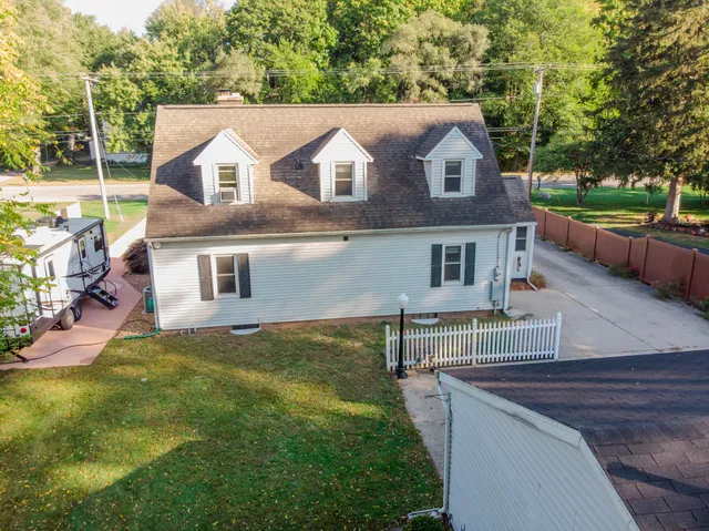$395,000 | 2354 Yankee Street, Niles, MI 49120