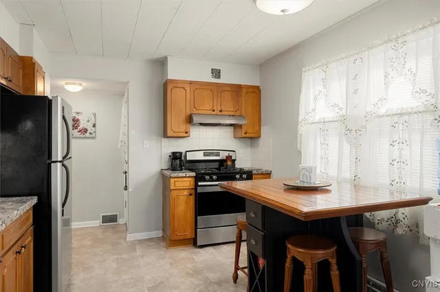 $175,000 | 155 Maplehurst Avenue, Syracuse, NY 13208