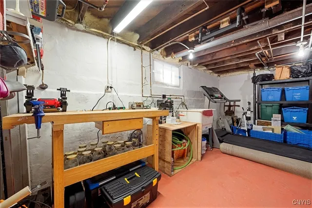 $175,000 | 155 Maplehurst Avenue, Syracuse, NY 13208