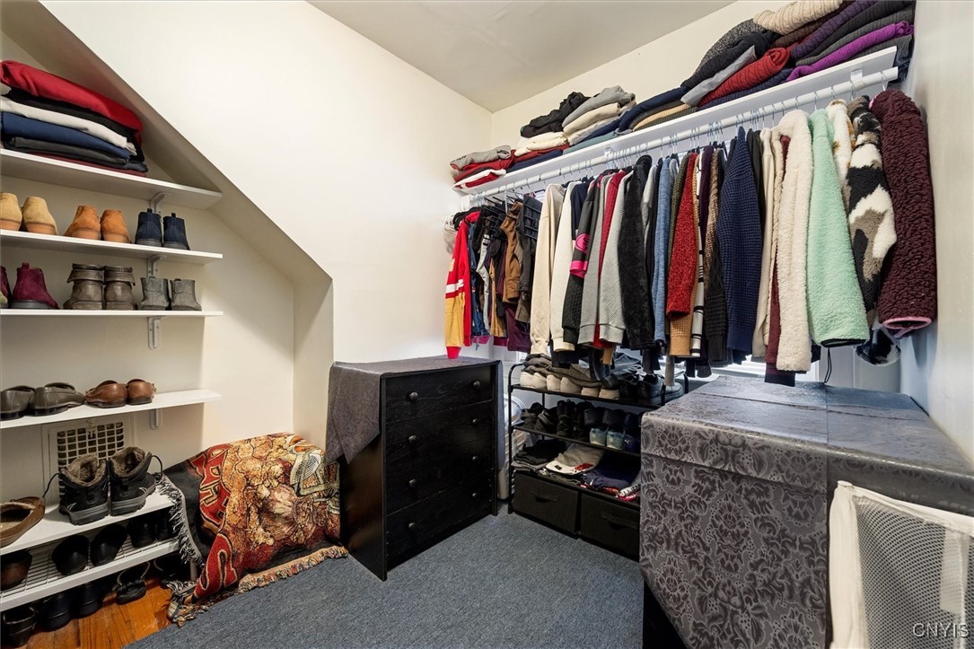 155 Maplehurst Avenue Syracuse, NY 13208 - Photo 27 of 41