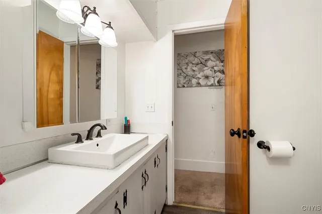 $175,000 | 155 Maplehurst Avenue, Syracuse, NY 13208