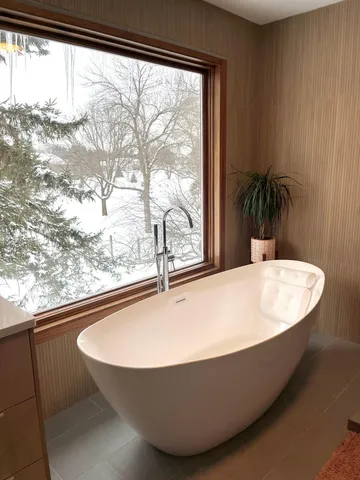 $349,400 | 408 21st Street Southeast, Willmar, MN 56201