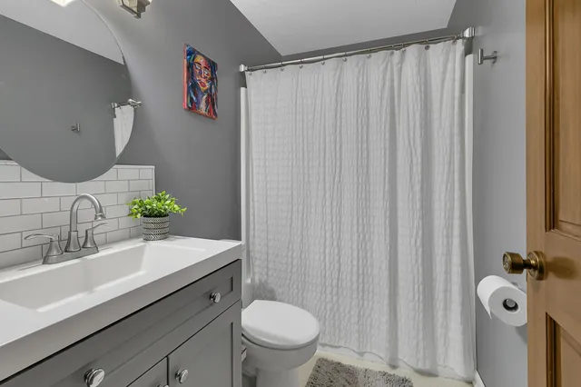 $349,400 | 408 21st Street Southeast, Willmar, MN 56201