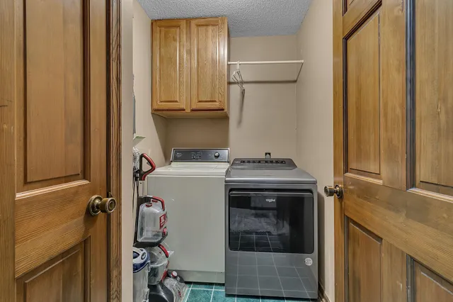 $349,400 | 408 21st Street Southeast, Willmar, MN 56201