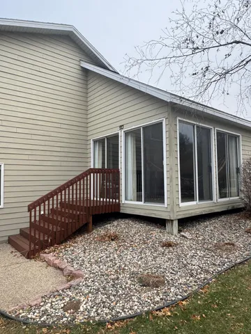 $349,400 | 408 21st Street Southeast, Willmar, MN 56201