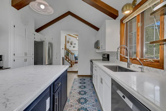 $349,400 | 408 21st Street Southeast, Willmar, MN 56201