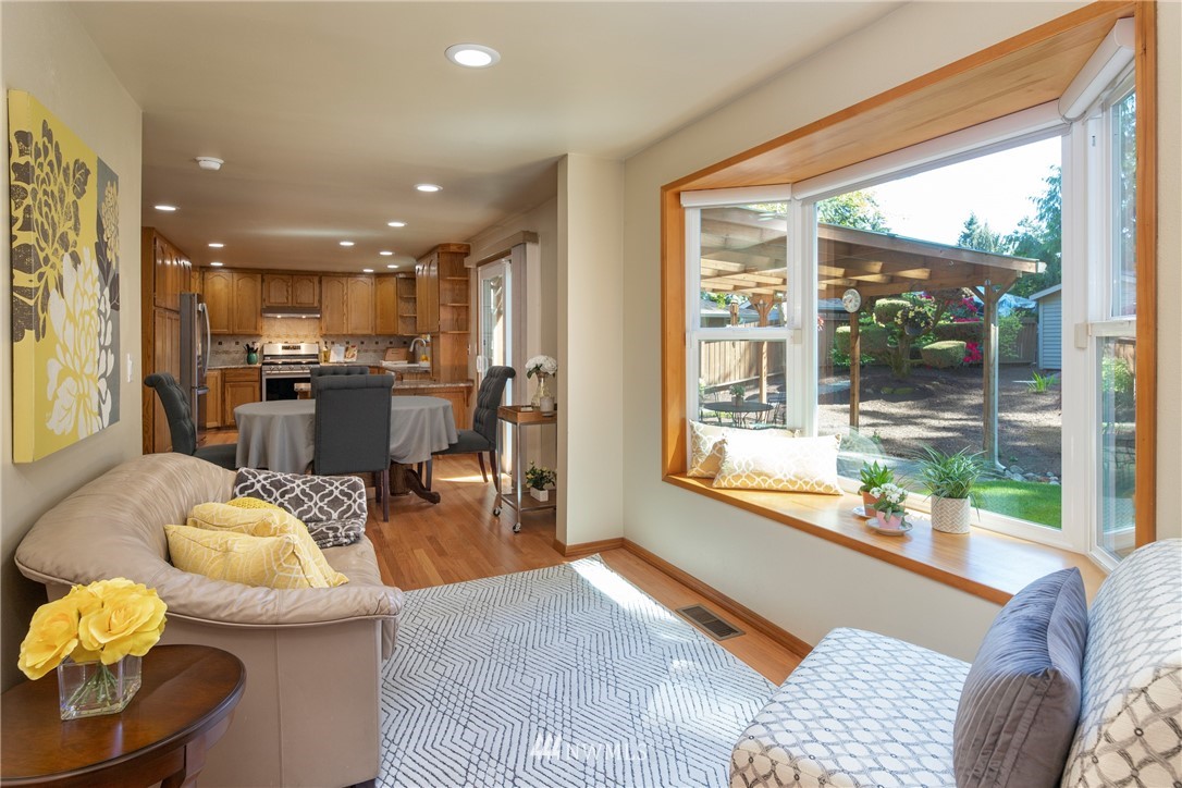 14003 Southeast 142nd Street Renton, WA 98059 - Photo 18 of 37