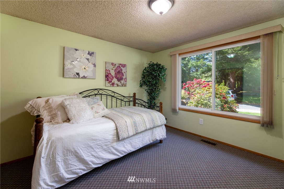 14003 Southeast 142nd Street Renton, WA 98059 - Photo 22 of 37