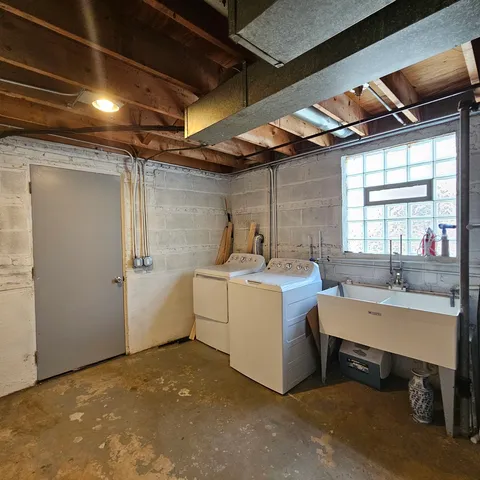 $269,000 | 678 Muskegon Avenue, Calumet City, IL 60409