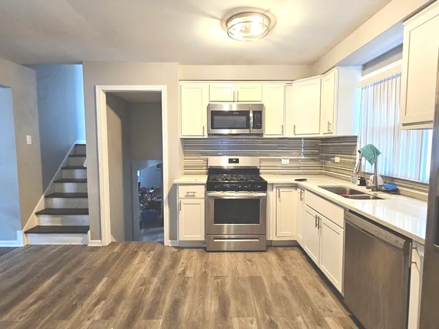 $269,000 | 678 Muskegon Avenue, Calumet City, IL 60409