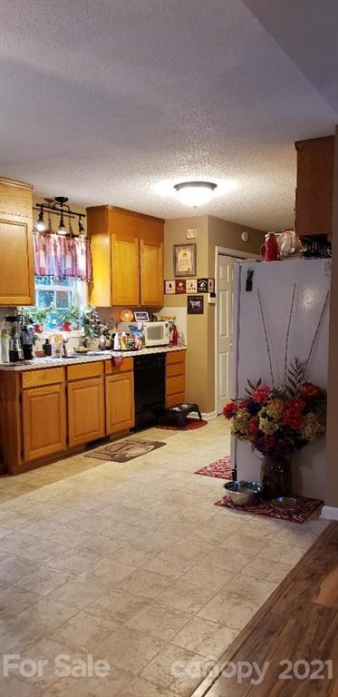 5072 Swinging Bridge Road Conover, NC 28613 - Photo 10 of 23 Gallery Image 10