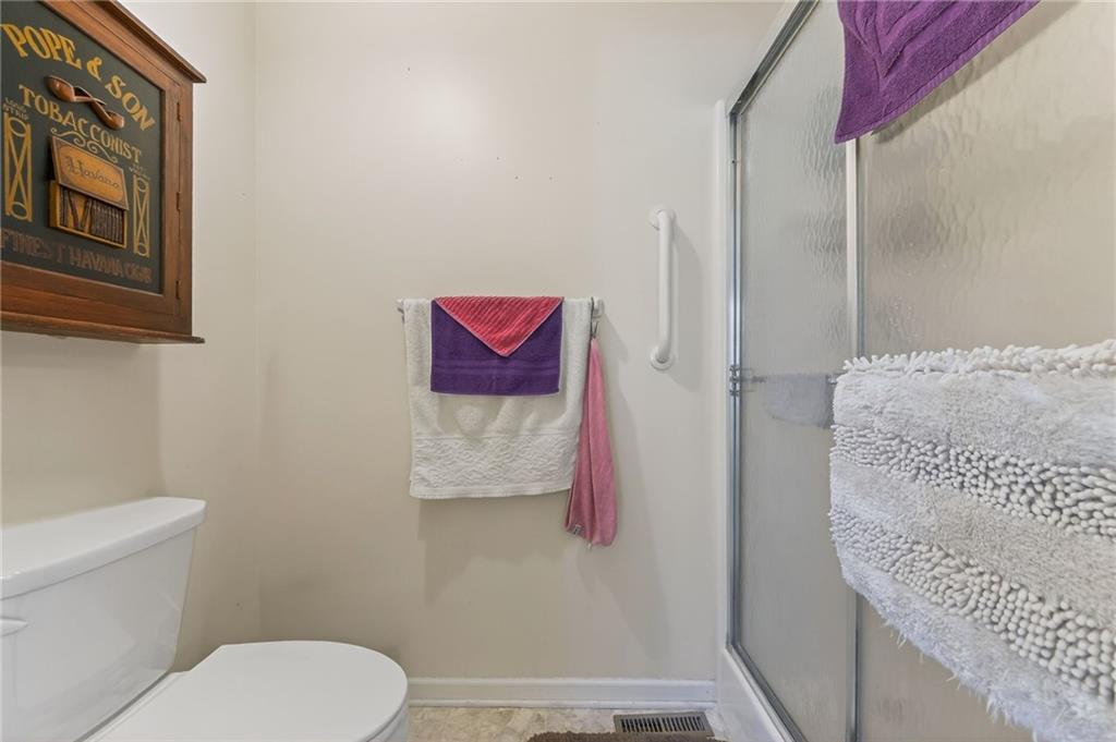 6513 Southeast Ryan Road Blue Springs, MO 64014 - Photo 22 of 73