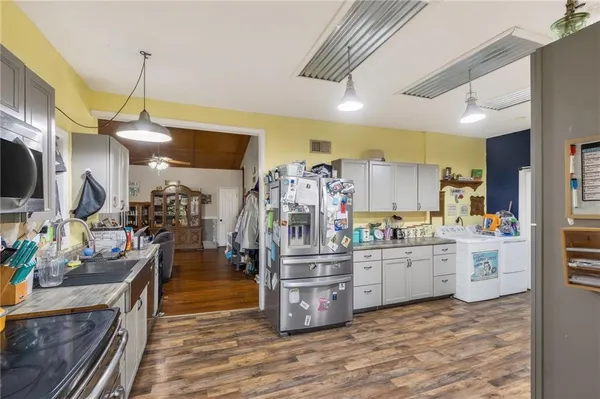 $860,000 | 6513 Southeast Ryan Road, Blue Springs, MO 64014