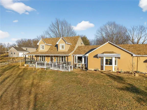 $860,000 | 6513 Southeast Ryan Road, Blue Springs, MO 64014