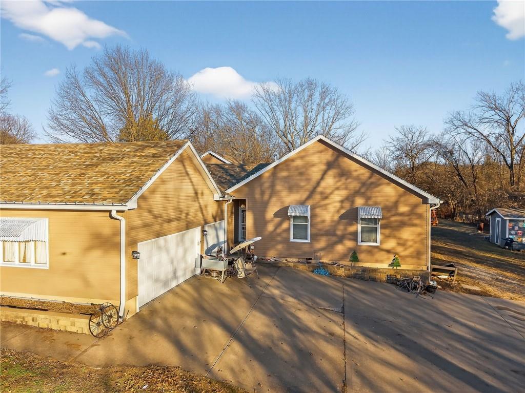 6513 Southeast Ryan Road Blue Springs, MO 64014 - Photo 58 of 73