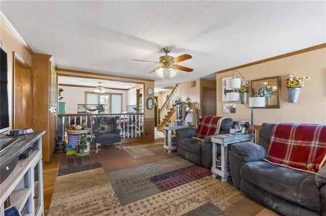 $875,000 | 6513 Southeast Ryan Road, Blue Springs, MO 64014