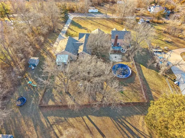 $860,000 | 6513 Southeast Ryan Road, Blue Springs, MO 64014