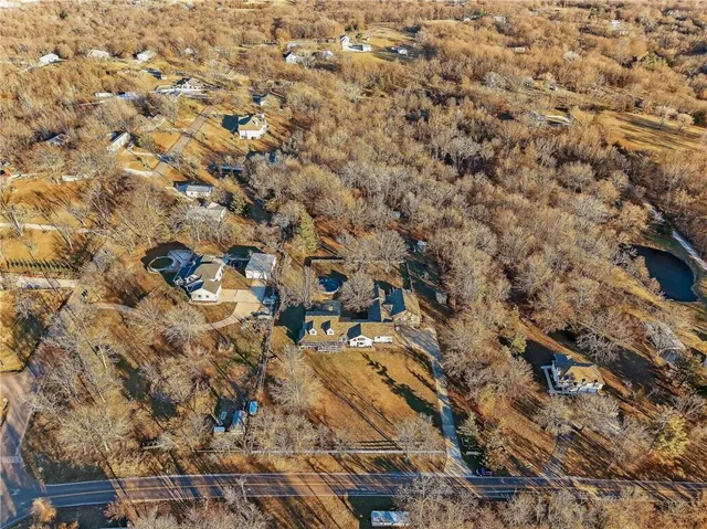 $875,000 | 6513 Southeast Ryan Road, Blue Springs, MO 64014