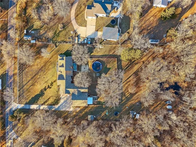 $875,000 | 6513 Southeast Ryan Road, Blue Springs, MO 64014