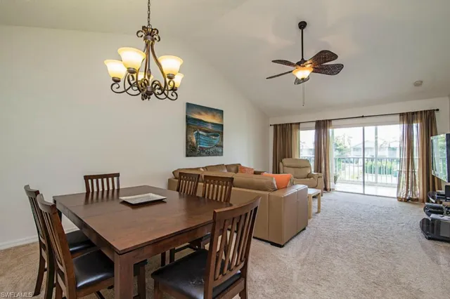 $3,700 | 180 Furse Lakes Circle, Unit E8, Naples, FL 34104