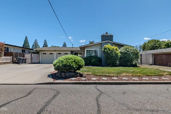 $398,000 | 212 Windsor Way, Central Point, OR 97502