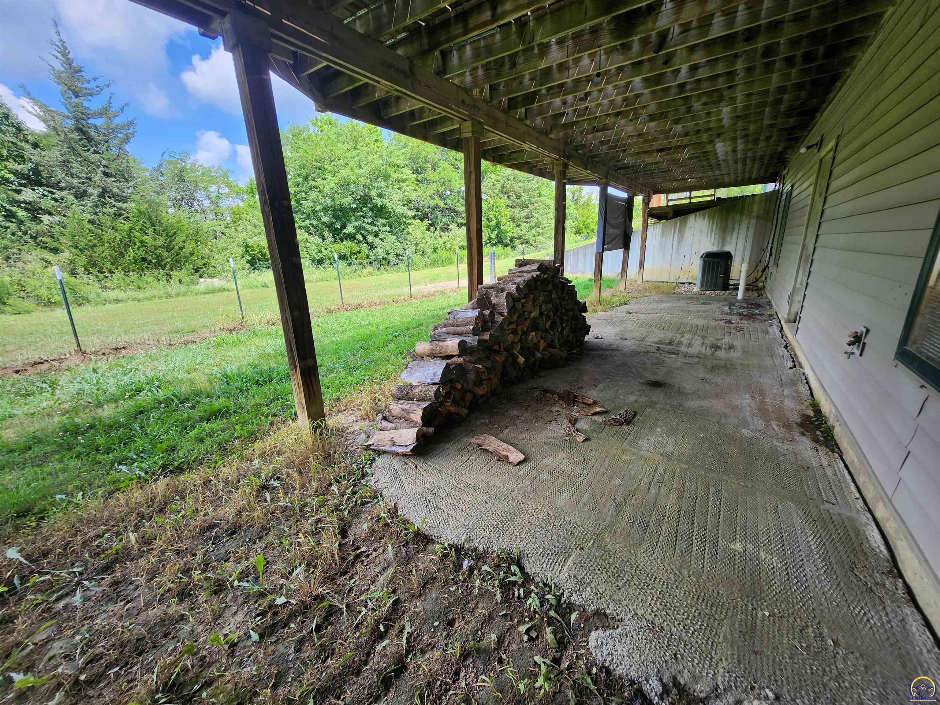 13232 178 Road Mayetta, KS 66509 - Photo 23 of 57