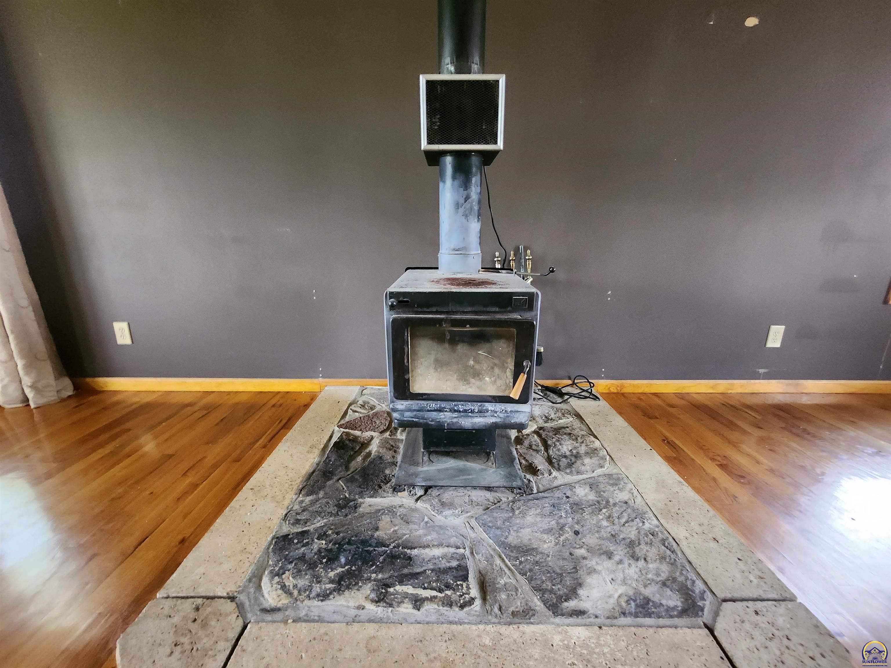 13232 178 Road Mayetta, KS 66509 - Photo 27 of 57