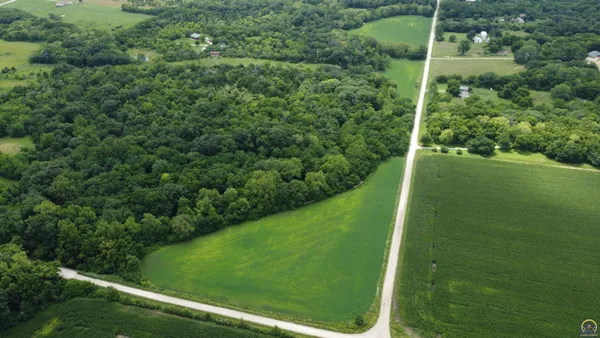 $725,000 | 13232 178 Road, Mayetta, KS 66509