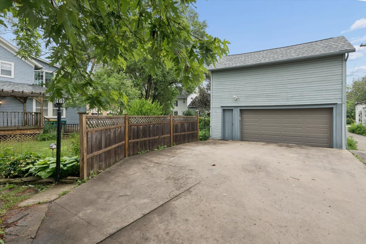 23925 Lockport Street Plainfield, IL 60544 - Photo 27 of 31