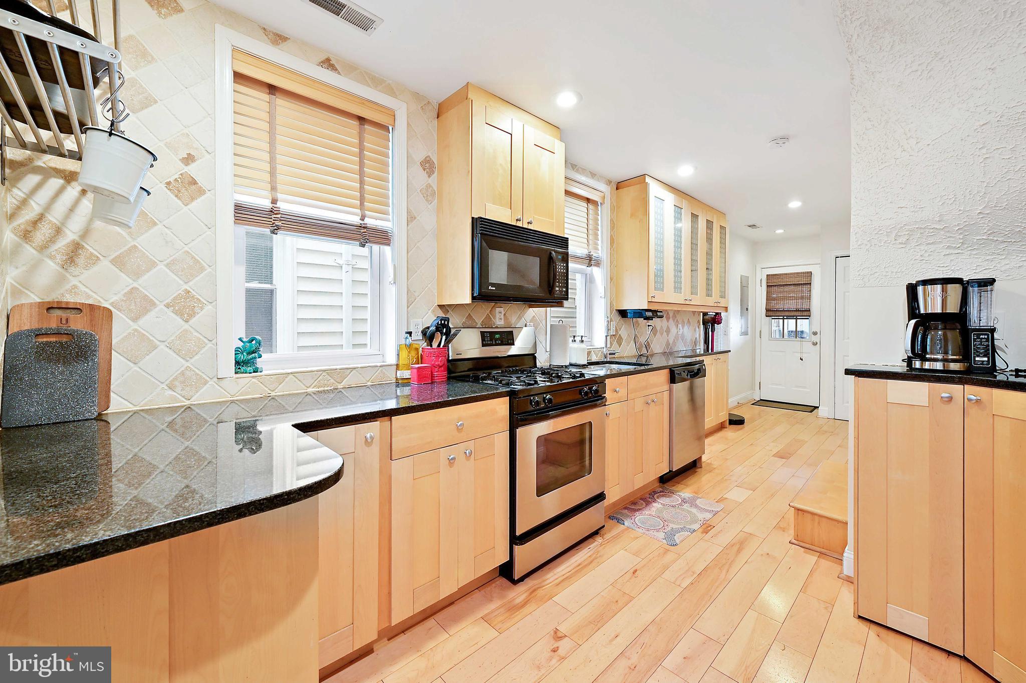 1427 Battery Avenue Baltimore, MD 21230 - Photo 11 of 50