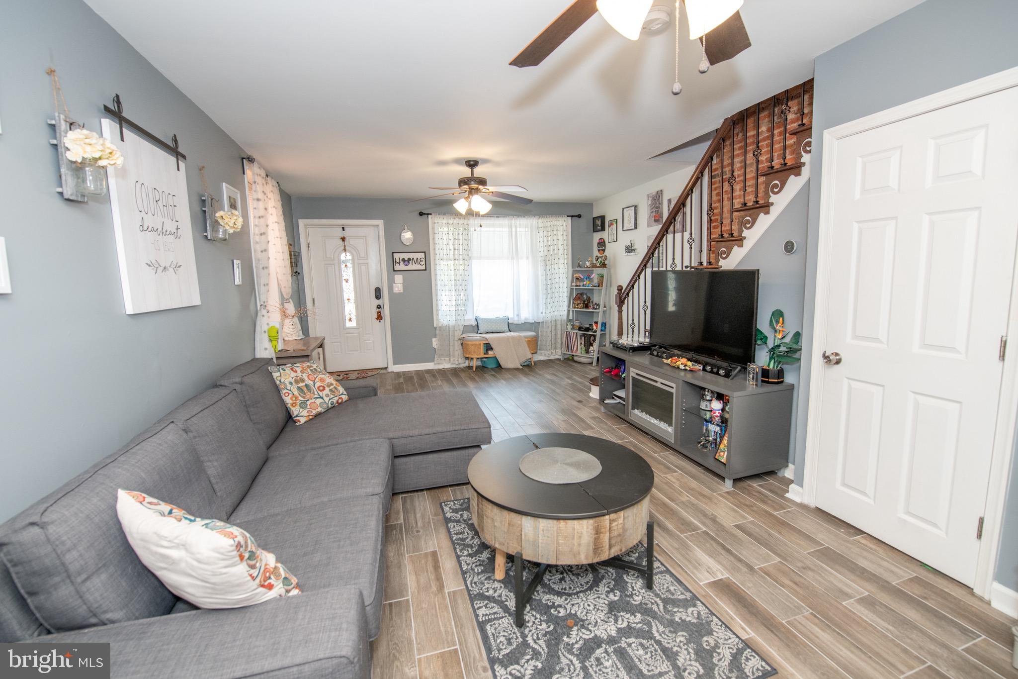 2734 Ash Street Philadelphia, PA 19137 - Photo 5 of 35