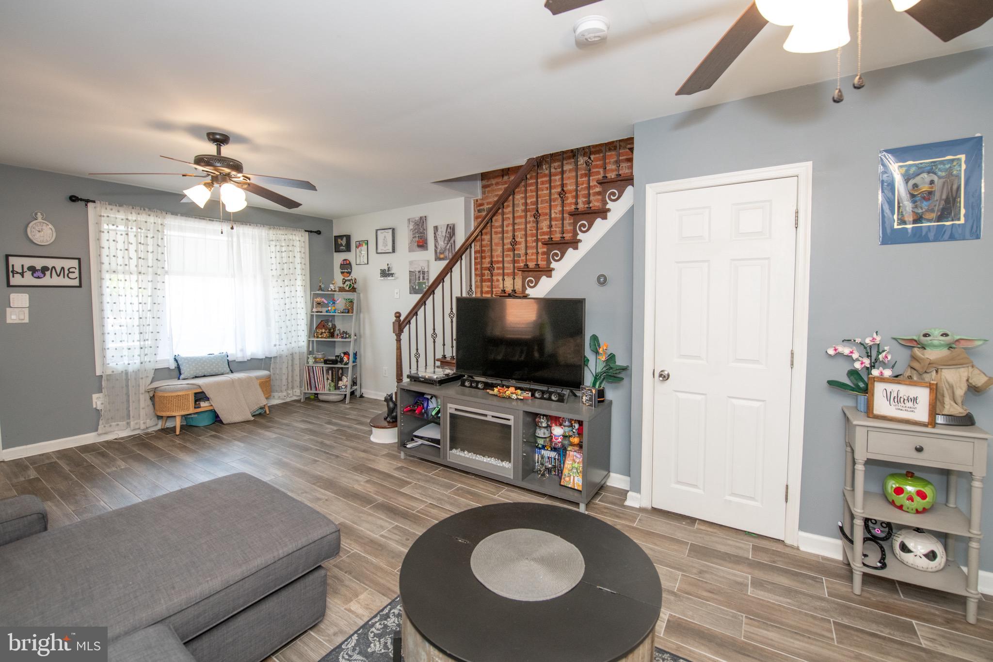 2734 Ash Street Philadelphia, PA 19137 - Photo 7 of 35