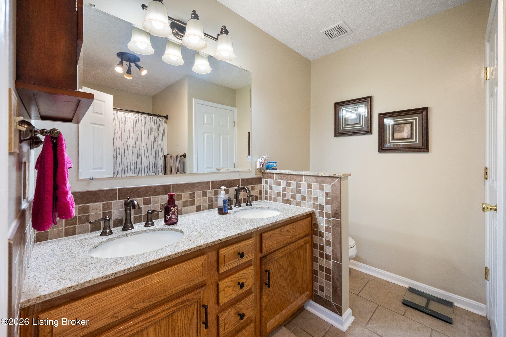 1246 Giltner Road Smithfield, KY 40068 - Photo 20 of 40 1246 Giltner Rd-0099