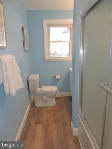 a bathroom with a toilet