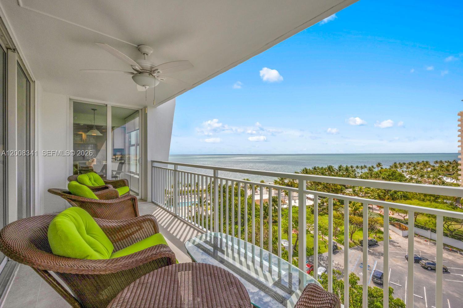 607 Ocean Drive, Unit 11K Key Biscayne, FL 33149 - Photo 23 of 37